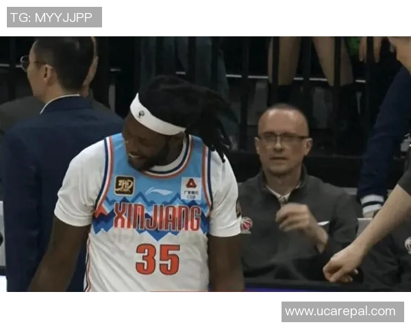 足球明星因激烈争执被罚下场的视频引发球迷热议与反思 足球明星因激烈争执被罚下场的视频引发球迷热议与反思